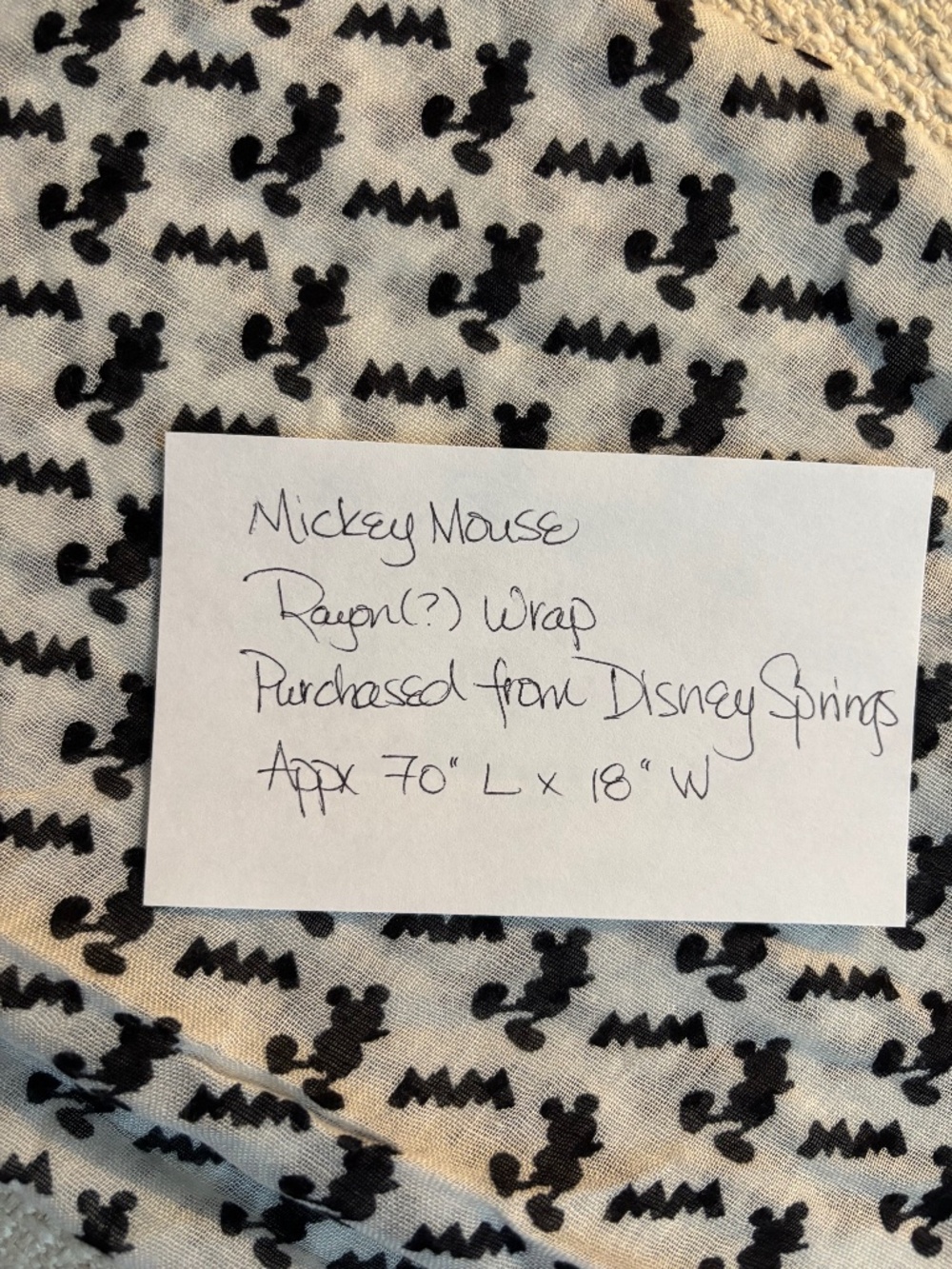 Disney Lightweight Mickey Mouse Wrap- White & Black